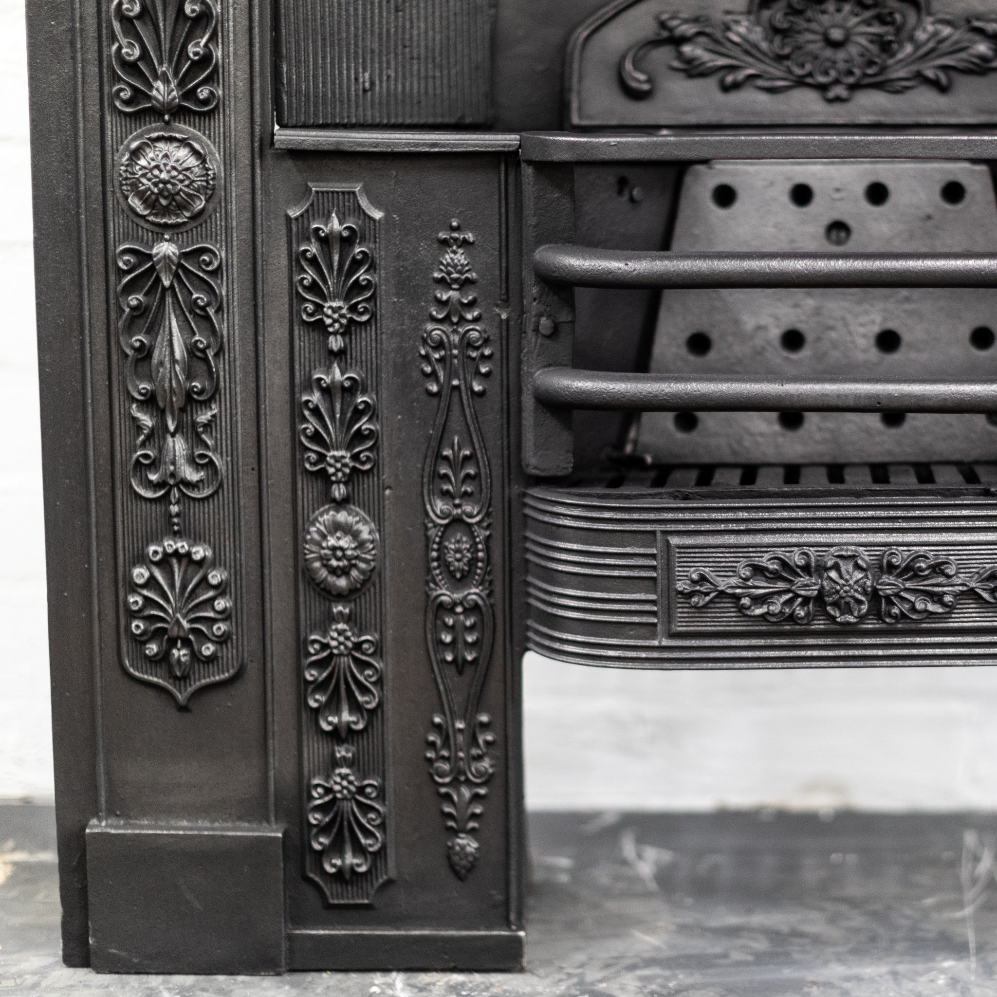 Antique Georgian Cast Iron Hob Grate - The Architectural Forum
