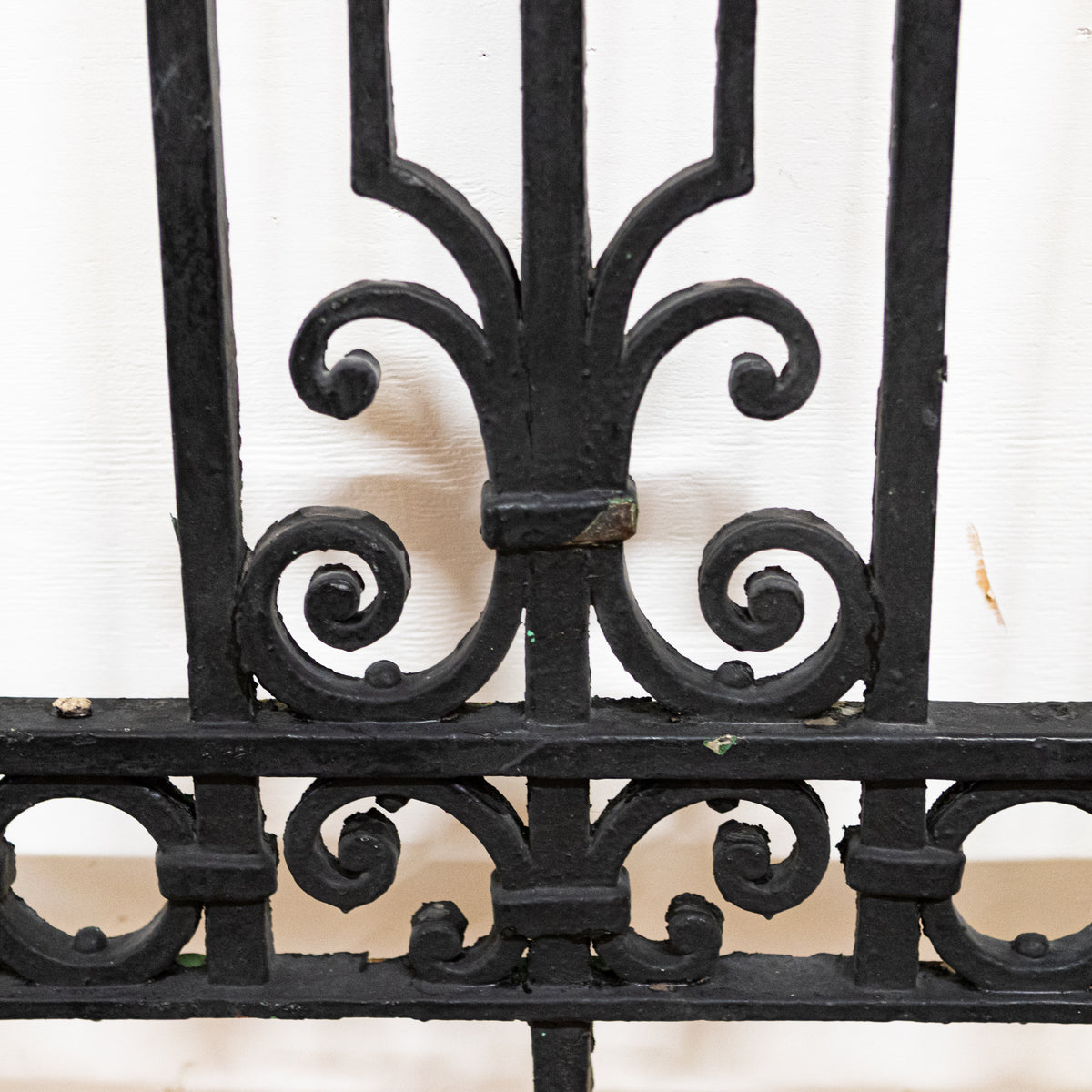 Antique Victorian Wrought Iron Railings | 6 Panels 7m Linear | The Architectural Forum