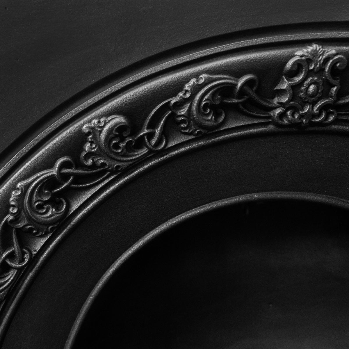 Antique Victorian Cast Iron Horseshoe Insert | The Architectural Forum