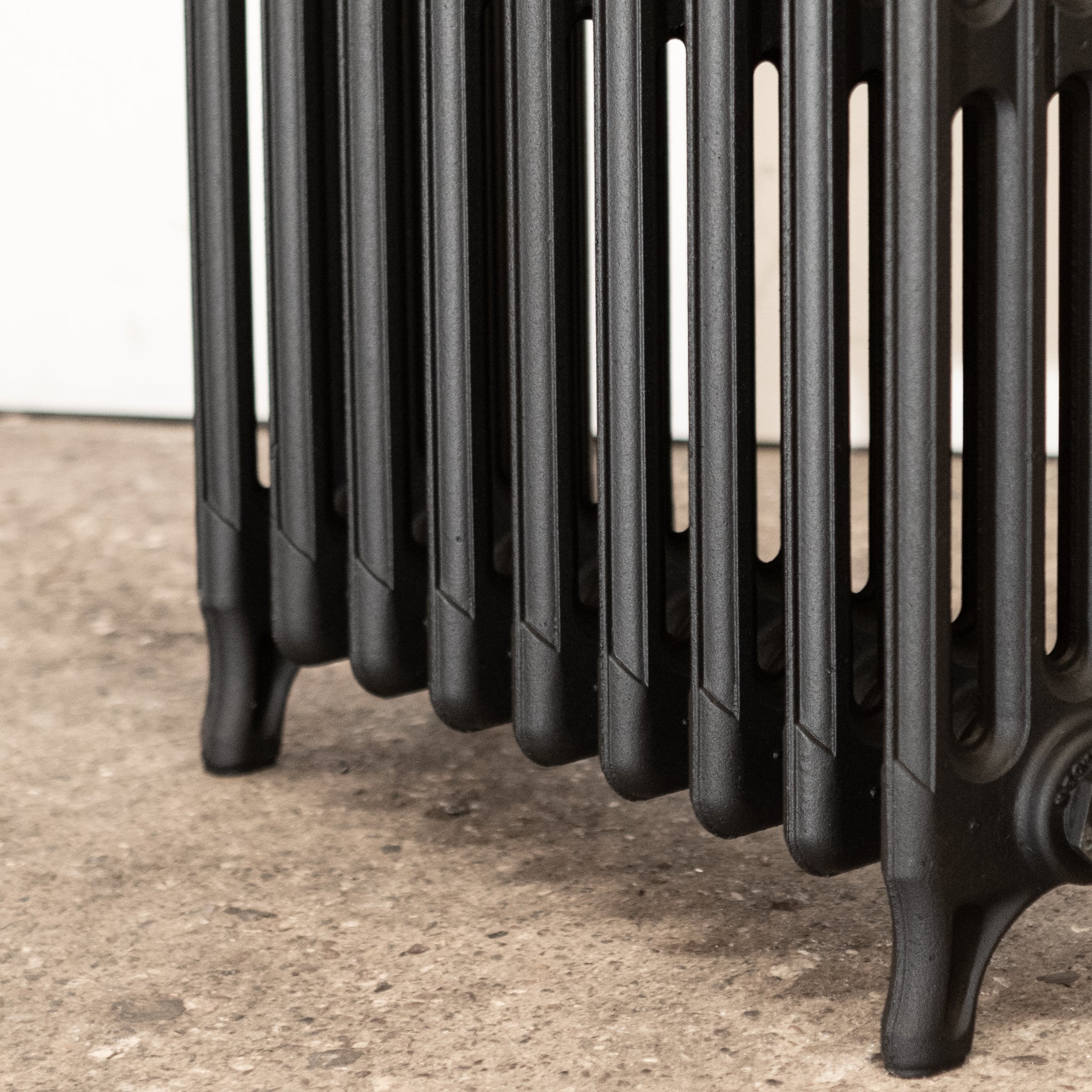 Iron Radiator Long Fully Restored Cast Iron Radiator 4 Column (61.5cm Tall x 48cm Long ...