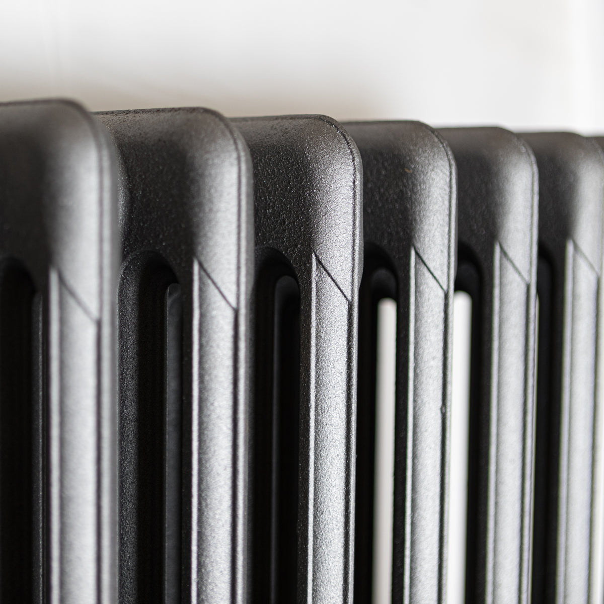Cast Iron Radiator 4 Column, 11 Section (61.5cm Tall) | The Architectural Forum