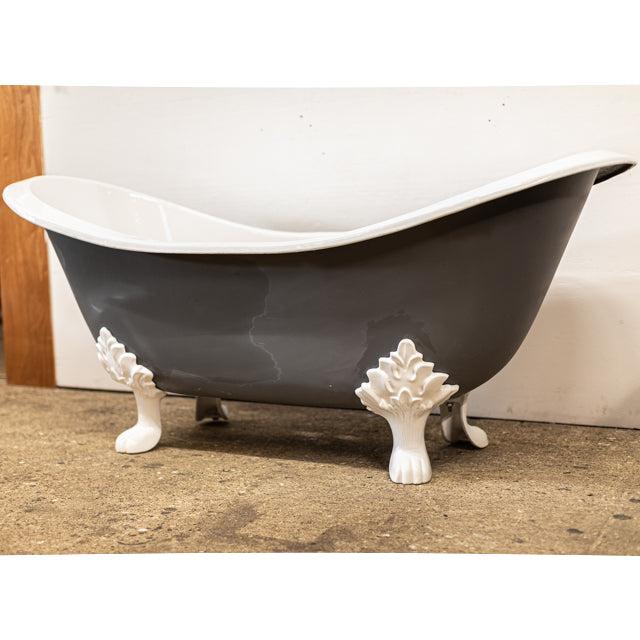 Reclaimed Cast Iron Roll Top Bath Tub with Claw Feet | The Architectural Forum