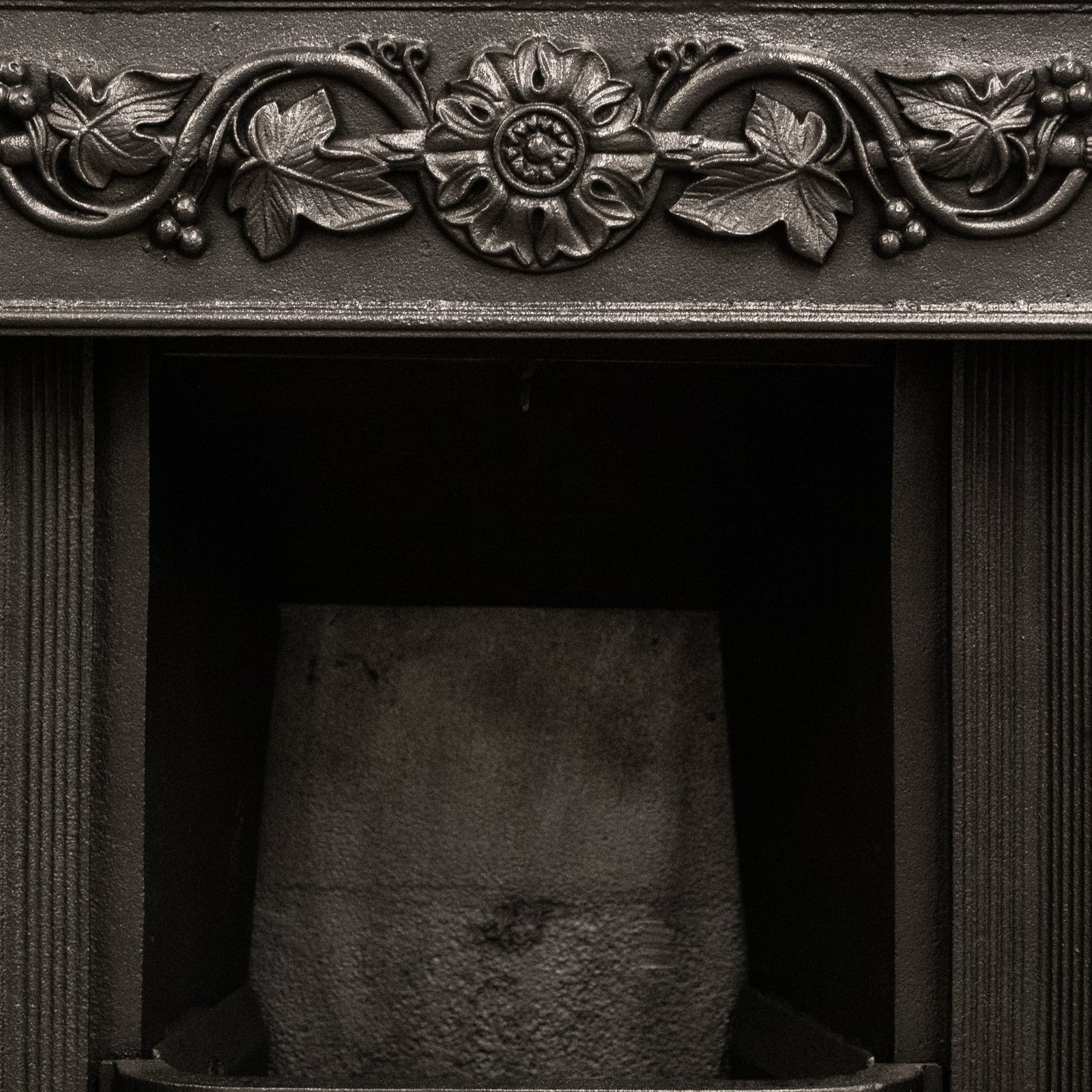 Antique Ornate Georgian Cast Iron Hob Grate | The Architectural Forum