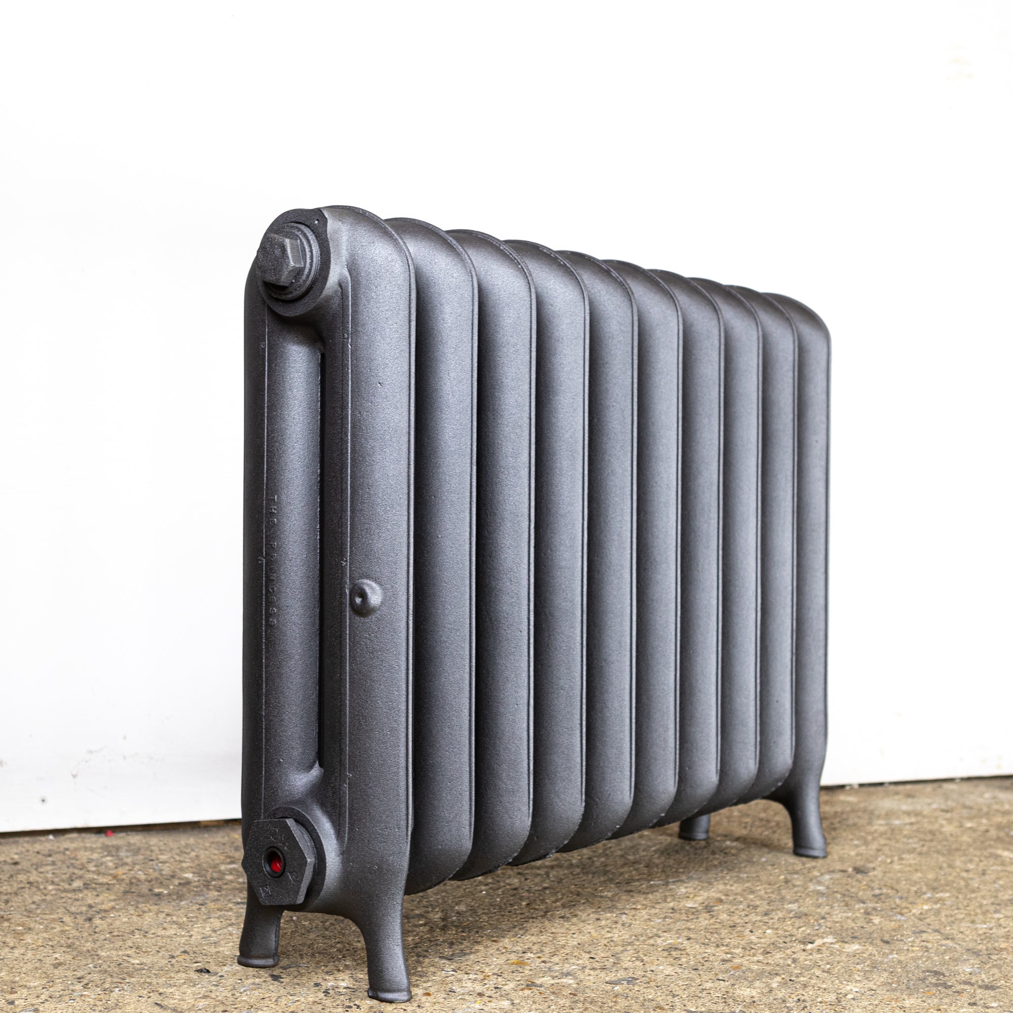 Fully Restored Cast Iron Princess Radiator (61.5cm Tall x 80cm Long) | The Architectural Forum