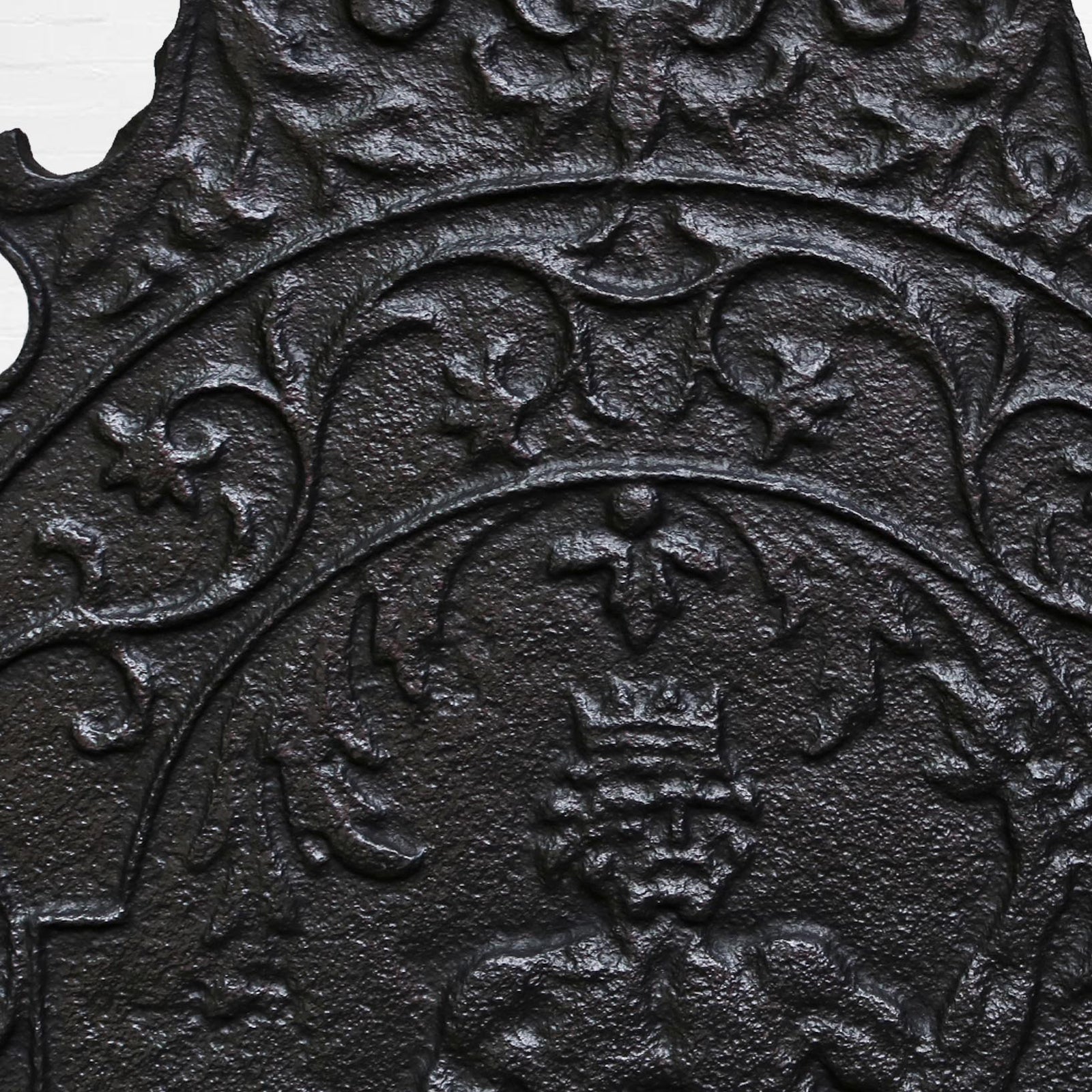 Antique Cast Iron Fireback | The Architectural Forum