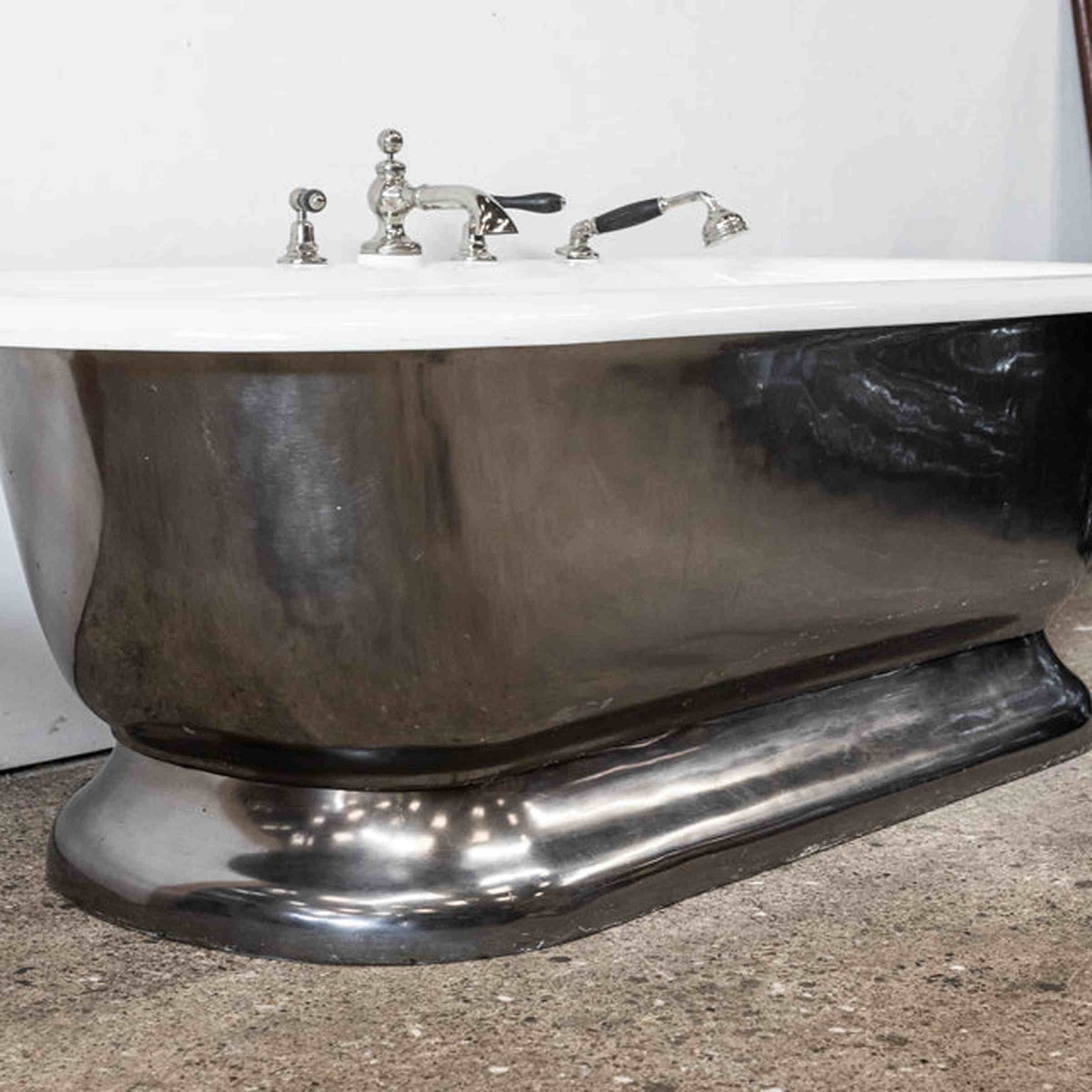 Reclaimed American Art Deco Style Polished Double-Ended Bath | The Architectural Forum