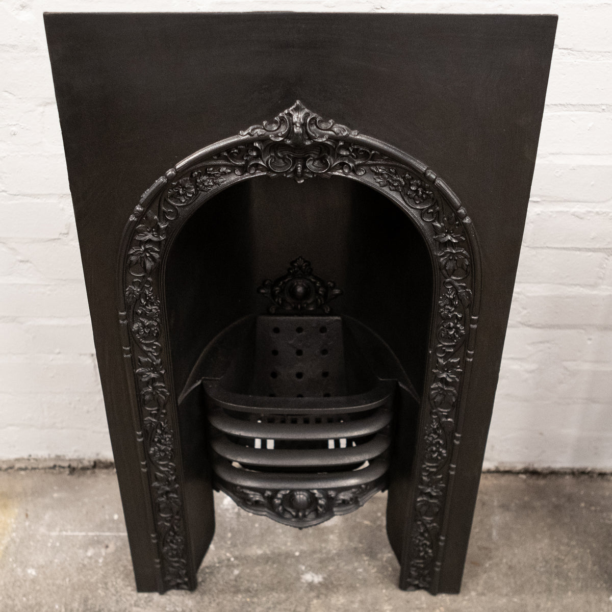 Antique Ornate Victorian Cast Iron Arched Insert | The Architectural Forum