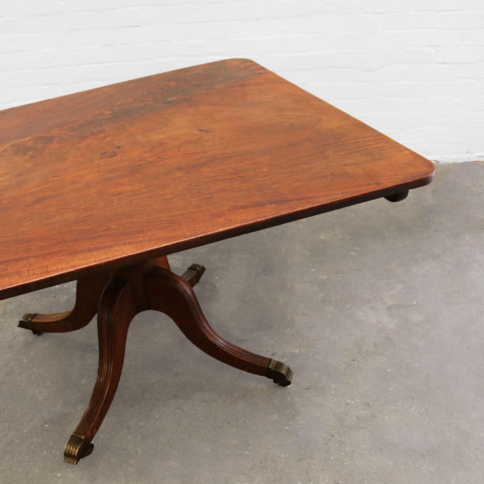 Antique Regency Mahogany Breakfast Table | The Architectural Forum